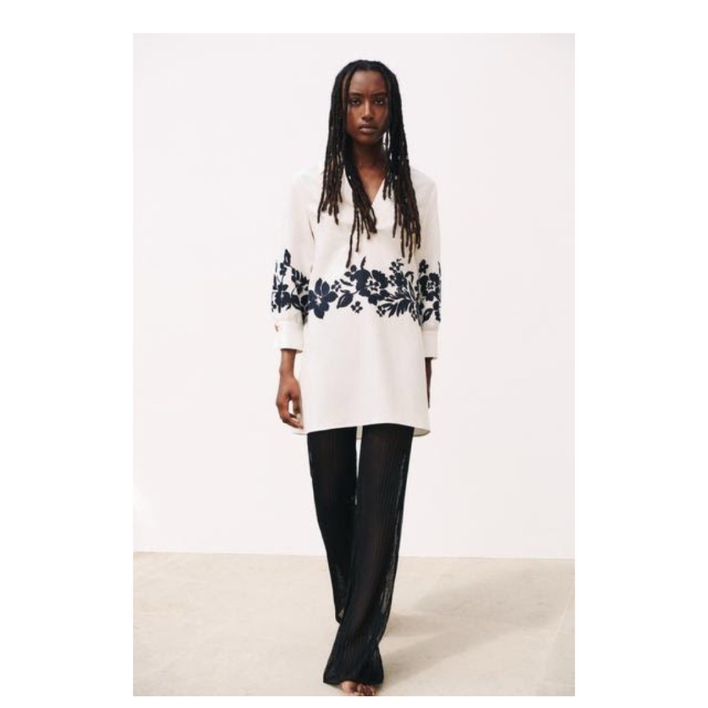 Zara Ivory Top with Black Accents